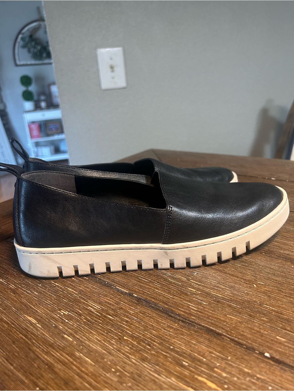 Vionic uptown a-line leather slip on size 8.5 - Picture 6 of 12